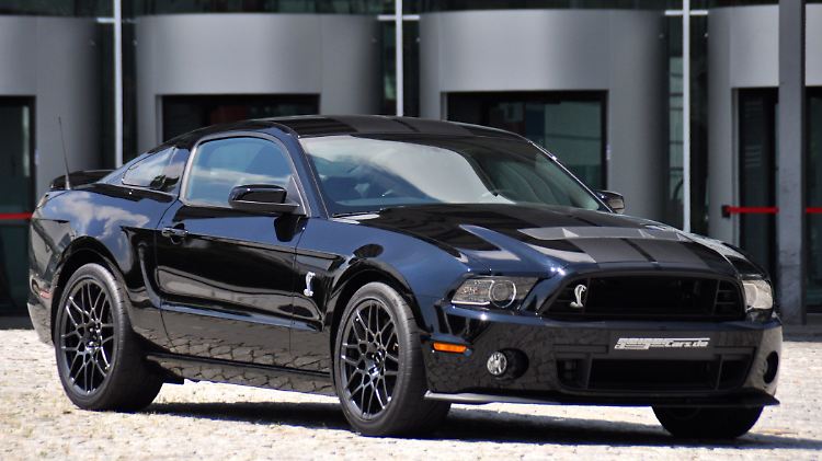 Für Vortrieb sorgt im Shelby ein 5,8 Liter großer V8-Benziner mit 650 PS.