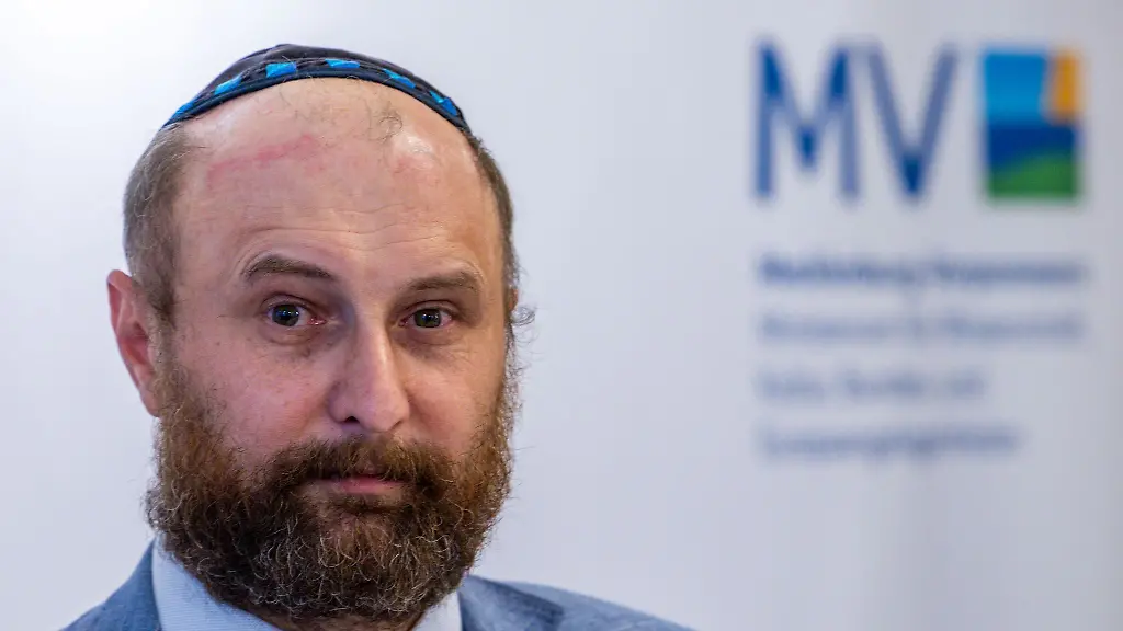 Es-gibt-ein-rundes-Amtsjubilaeum-fuer-Landesrabbiner