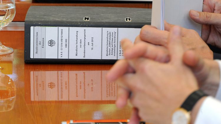 Es ist eine hochkomplexe Entscheidung, die die Verfassungsrichter treffen müssen.