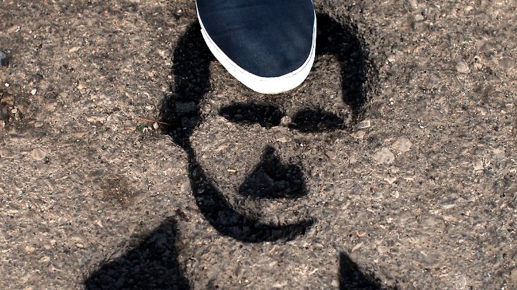 Die internationale Gemeinschaft ist gespalten in der Frage, ob Assad in der Regierung Syriens bleiben kann.