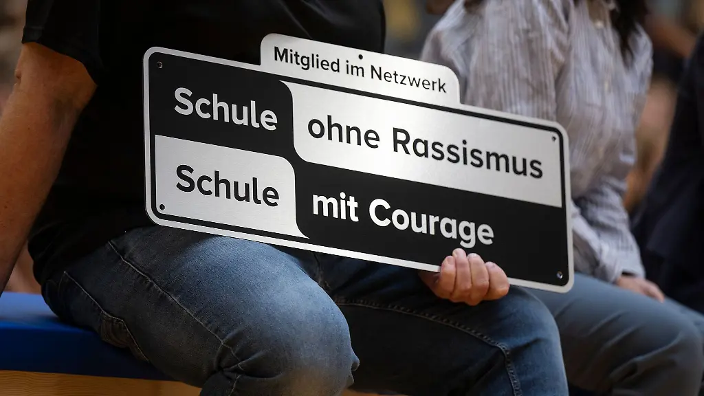 Voraussichtlich-mehr-als-800-Schueler-Lehrkraefte-und-Schulsozialarbeiter-treffen-sich-in-Magdeburg-zum-Landestag