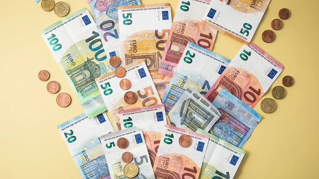 Wohin-gehen-all-meine-Einkuenfte-eigentlich-bis-zum-Monatsende-Ein-Haushaltsbuch-kann-helfen-das-zu-beantworten