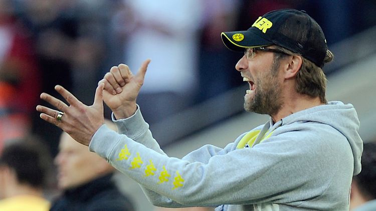 Jürgen Klopp kann auch ohne Vorlage druckreif reden - bei Interviews genauso wie im Hörsaal. Nur in der Coachingzone klappt es nicht immer.