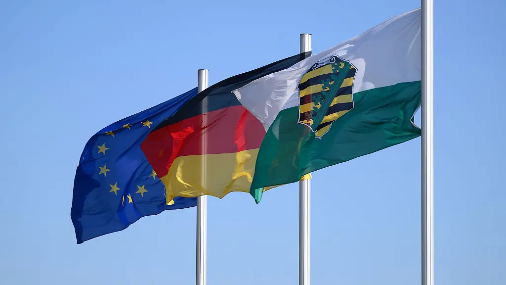 Der-Wetterdienst-erwartet-in-Extremfaellen-Boeen-von-bis-zu-75-Kilometern-pro-Stunde