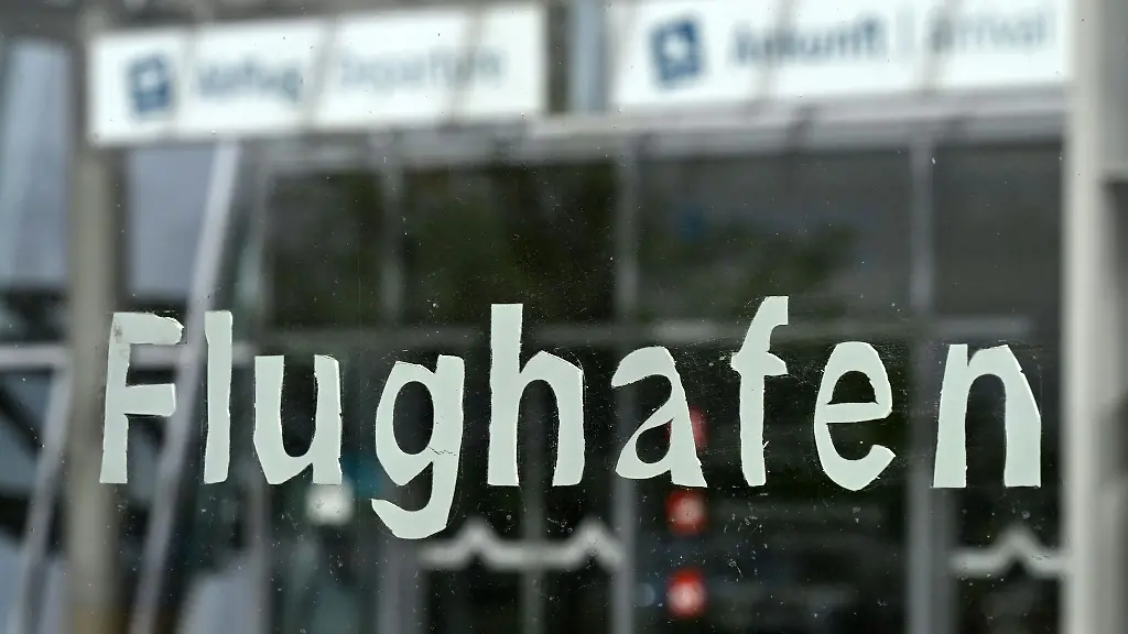 Neue-Ziele-vom-Flughafen-Erfurt-Archivbild