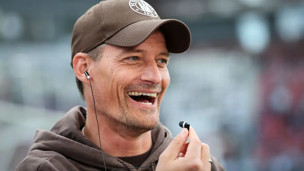 Kommt-als-Gast-in-seine-Heimat-FC-St-Paulis-Trainer-Alexander-Blessin