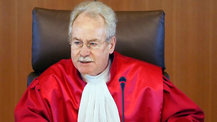 Winfried Hassemer: "Es kann durchaus sein, dass das, was das Gericht jetzt macht, uns ökonomisch nicht weiterbringt."