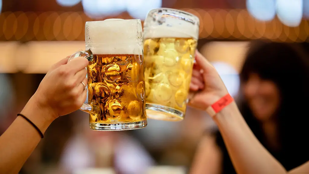 Prost-aber-bitte-lieber-nicht-auf-ex