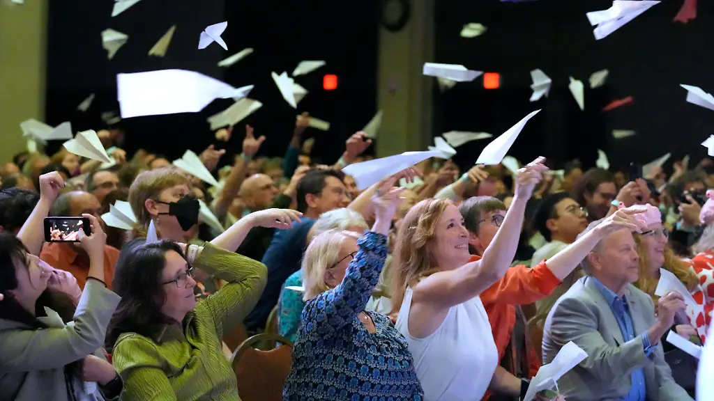 epi-1001728420-DPA-BF-togka7qktq-v4-ax-ms6144-jpg-Verleihung-der-35-I