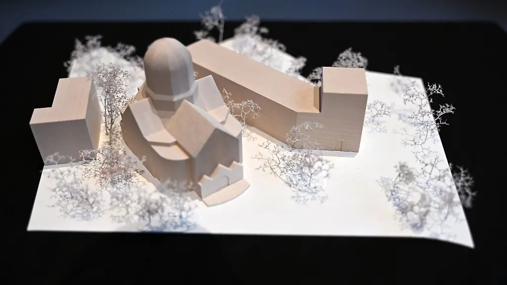 Der-Siegerentwurf-zum-Wiederaufbau-der-Synagoge-orientiert-sich-eng-an-dem-von-den-Nazis-zerstoerten-juedischen-Gotteshaus