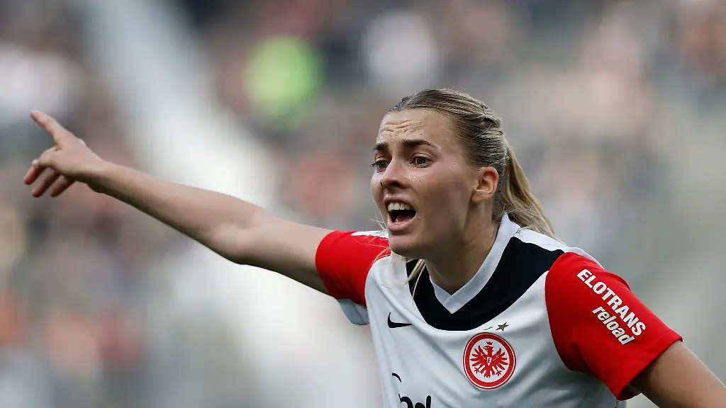 Lenkt-nach-dem-Aus-in-der-Champions-League-den-Blick-auf-den-Europa-Cup-Laura-Freigang