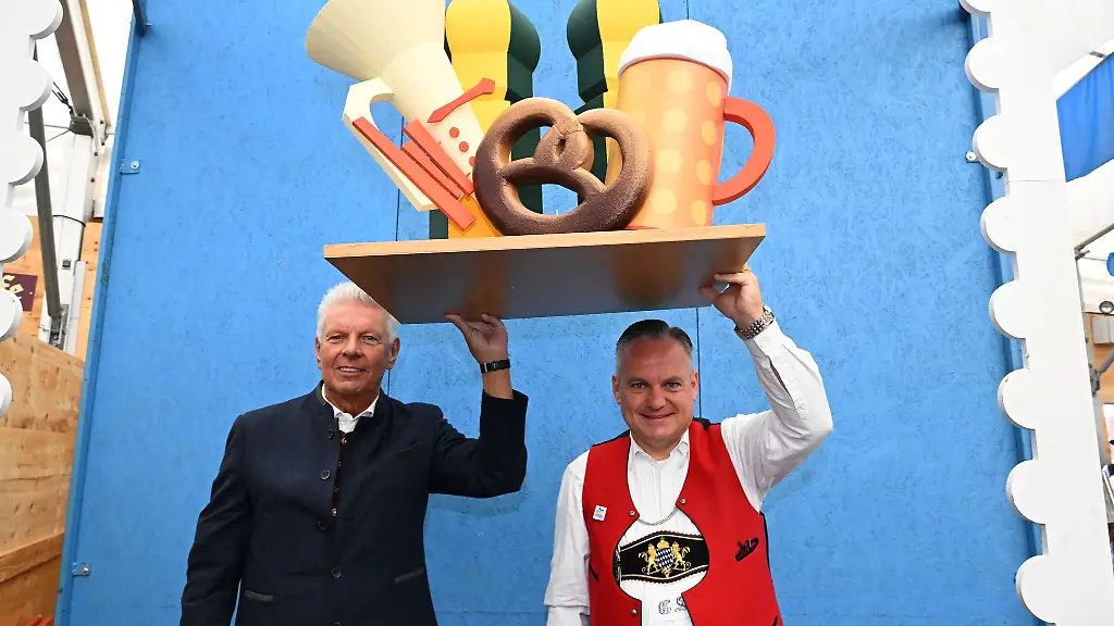 Oberbuergermeister-Dieter-Reiter-SPD-l-und-Wiesnchef-Christian-Scharpf