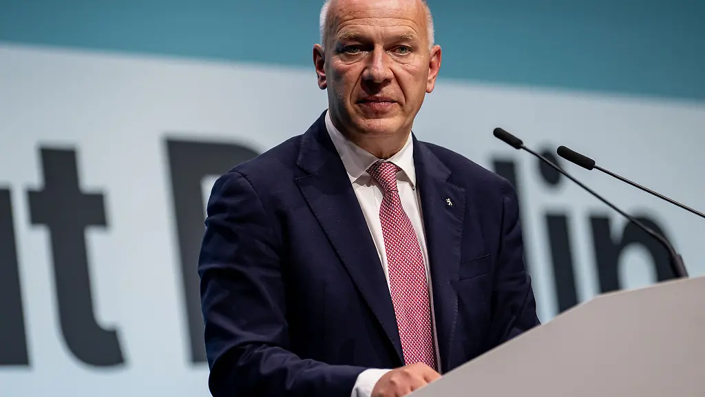 Wegner-will-mit-Initiative-ueber-Volksentscheid-fuer-mehr-Baeume-sprechen