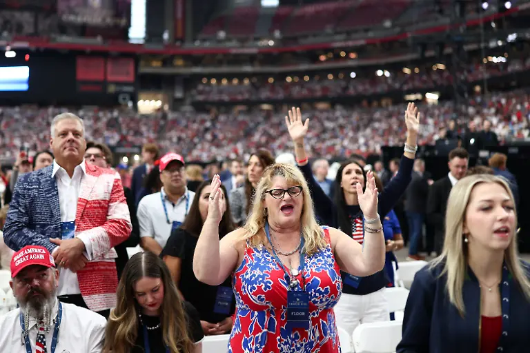 AFP-20250921-76AZ2GC-v2-HighRes-UsPoliticsShootingKirk-1