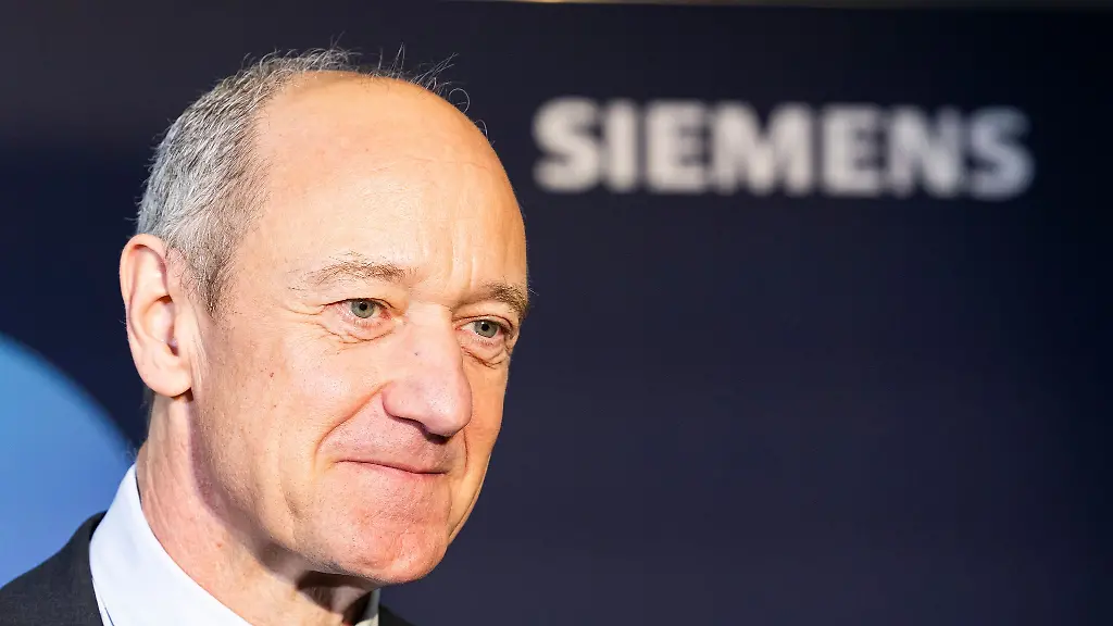 Siemens-Chef-Roland-Busch-Erlangen-soll-Vorzeigestandort-werden