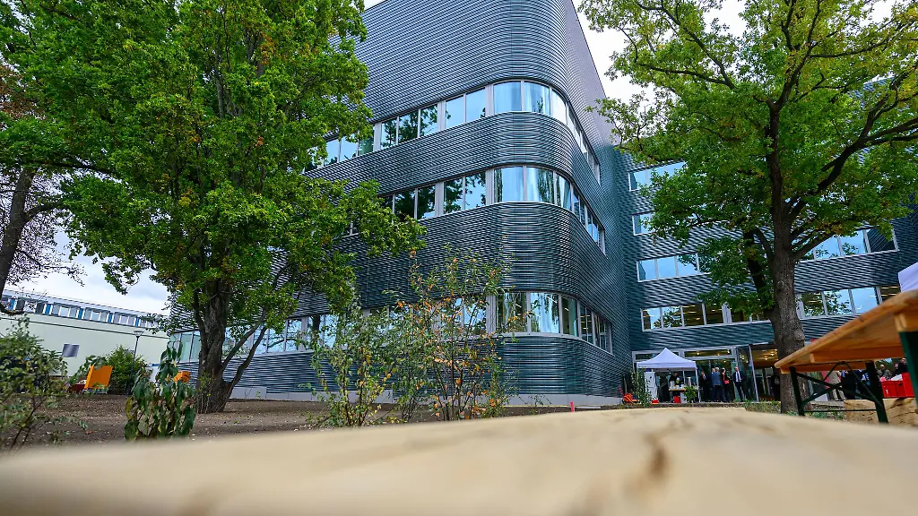 In-Halle-gibt-es-ein-neues-Gebaeude-des-Max-Planck-Instituts