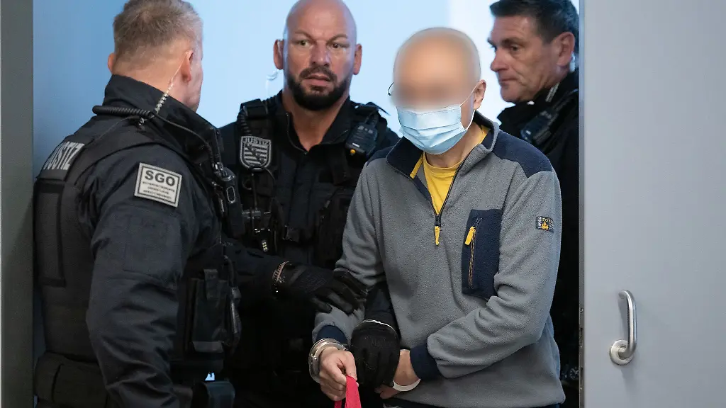 Der-Hauptangeklagte-Jian-G-hatte-zuvor-zu-den-Vorwuerfen-geschwiegen