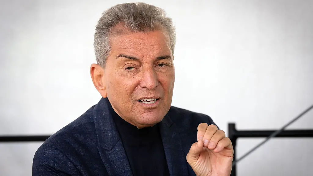 Eine-Ausladung-des-Publizisten-Michel-Friedman-von-einer-Veranstaltung-in-MV-ist-Anlass-fuer-Kritik