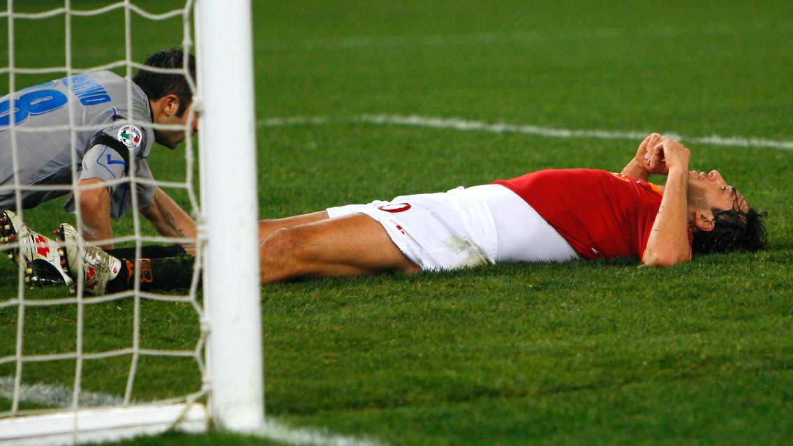 Fest steht nur: Luca Toni will auf keinen Fall zurück nach München.