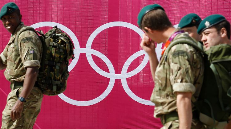 Für Olympia werden tausende zusätzliche Soldaten benätigt.
