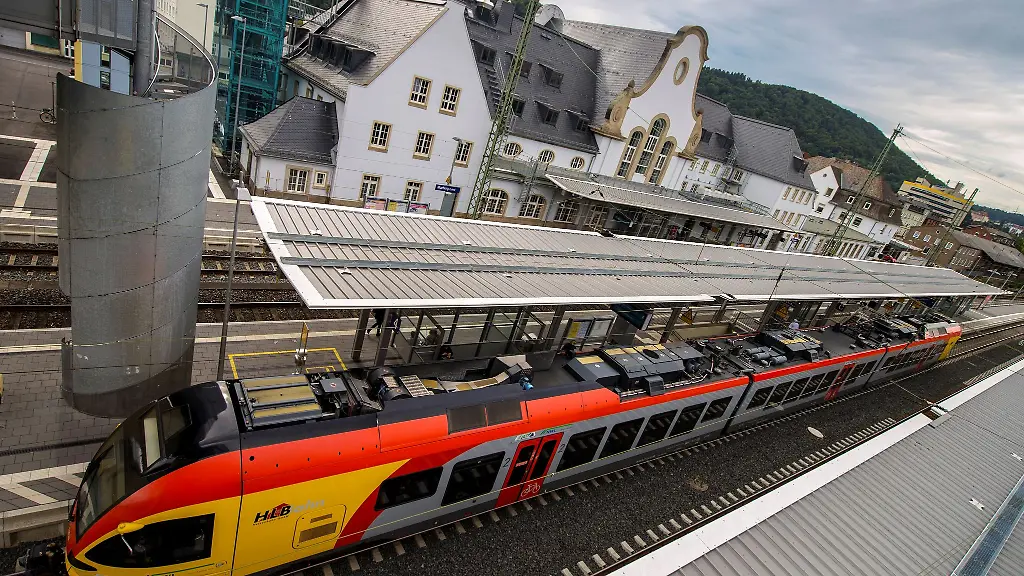 Die-Hessische-Landesbahn-betreibt-Strecken-die-teils-ueber-die-Landesgrenzen-hinwegreichen