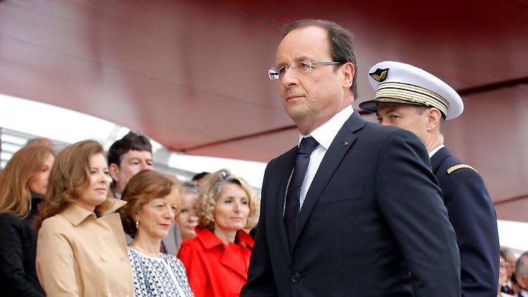 Ernste Themen, ernster Blick: Anlässlich des Nationalfeiertags nimmt Hollande zu mehreren Themen Stellung.