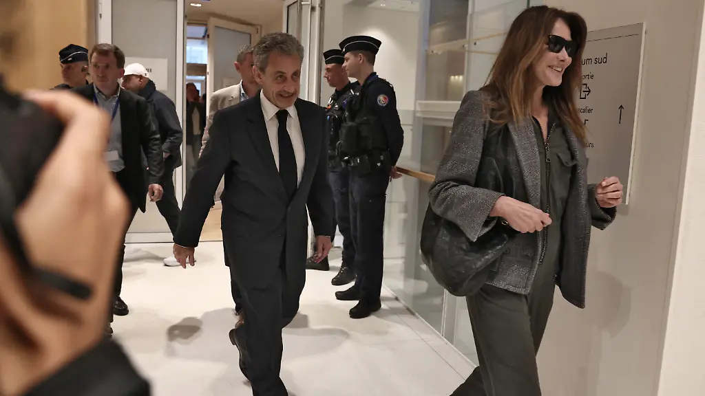 AFP-20250408-39KM6X4-v1-HighRes-FranceJusticeTrialPoliticsLibyaSarkozy