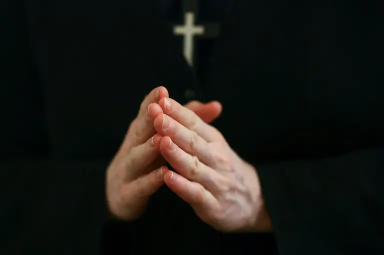 2025-09-24T081201Z-1761156954-RC2WE6AOM1PV-RTRMADP-3-RELIGION-SCOTLAND-NUNS