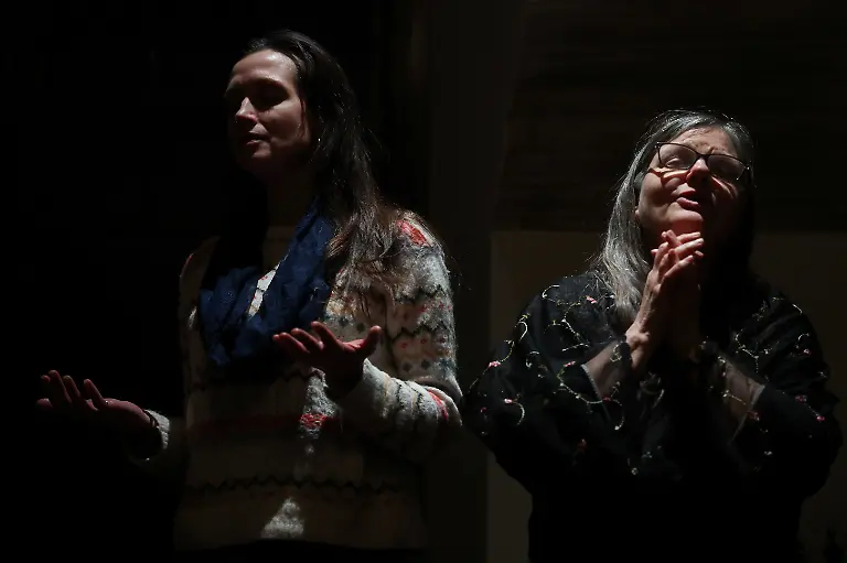 2025-09-24T081102Z-1315973051-RC2WDDA0YIT9-RTRMADP-3-RELIGION-SCOTLAND-NUNS