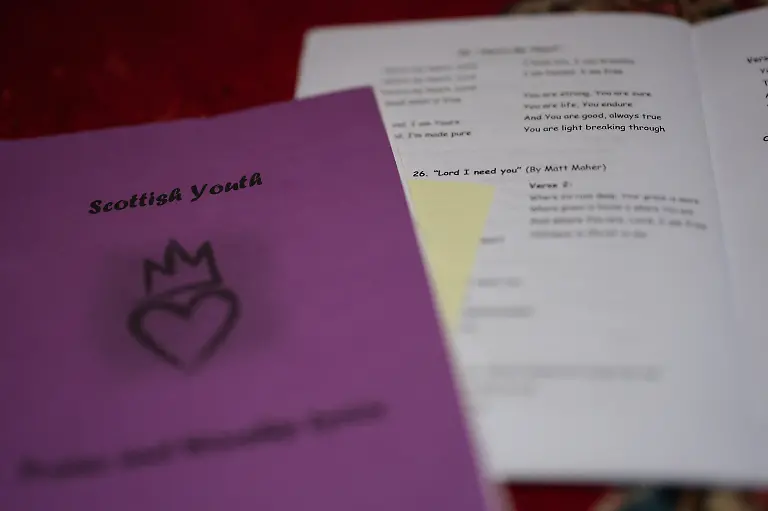 2025-09-24T081126Z-539454036-RC2WDDA7FO8J-RTRMADP-3-RELIGION-SCOTLAND-NUNS