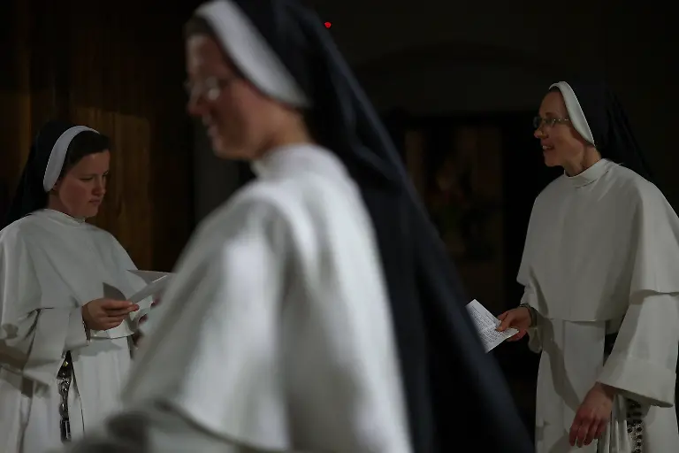 2025-09-24T081119Z-103543349-RC2VHDAFEQNM-RTRMADP-3-RELIGION-SCOTLAND-NUNS