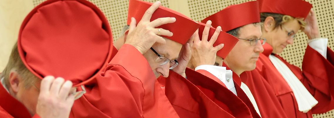 Die Karlsruher Richter wollen die Sache gründlich prüfen.