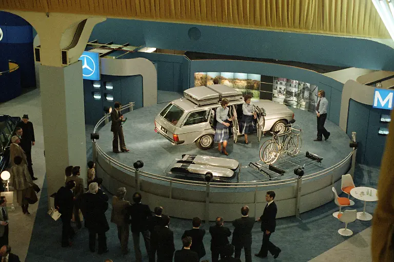 08-Exklusiver-Lademeister-Das-erste-Quelle-Mercedes-Benz-Classic-Archive