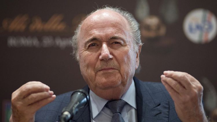 Fifa-Präsident Blatter fühlt sich falsch verstanden.