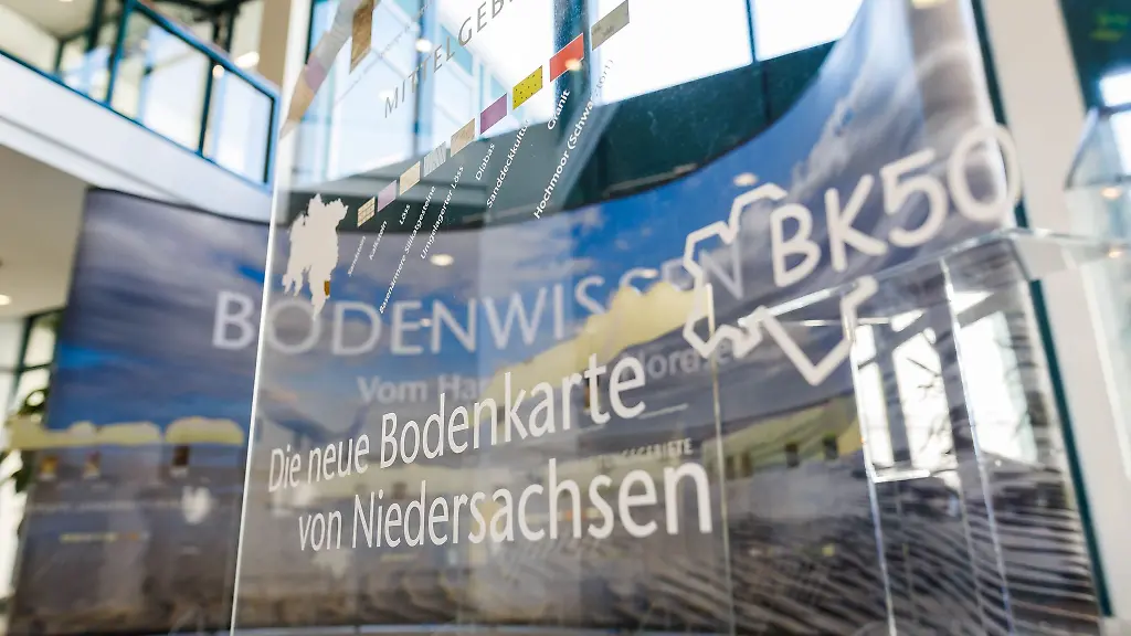 Mit-der-Untersuchung-von-Gesteinsproben-wollen-Wissenschaftler-die-Umwelt-vor-rund-200-Millionen-Jahren-in-der-Region-Hannover-erforschen