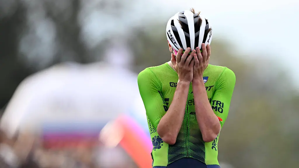 7ddc199ef5c64613be066f4baf531663