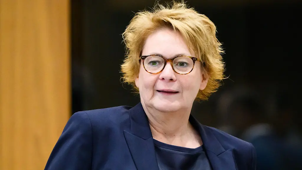 Bei-der-Abwehr-von-Drohnen-und-anderen-hybriden-Angriffen-sieht-Niedersachsens-Innenministerin-Behrens-SPD-dringenden-Handlungsbedarf