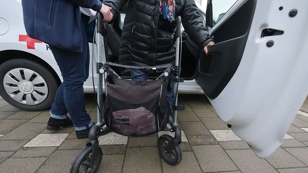 Die-Einstufung-in-verschiedene-Pflegegrade-entscheidet-ueber-die-Hoehe-der-Unterstuetzung-durch-die-Pflegeversicherung