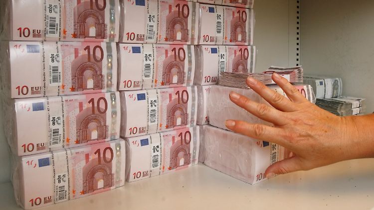Im Safe ist das Geld zwar recht sicher, aber Rendite gibt es dann gar nicht.