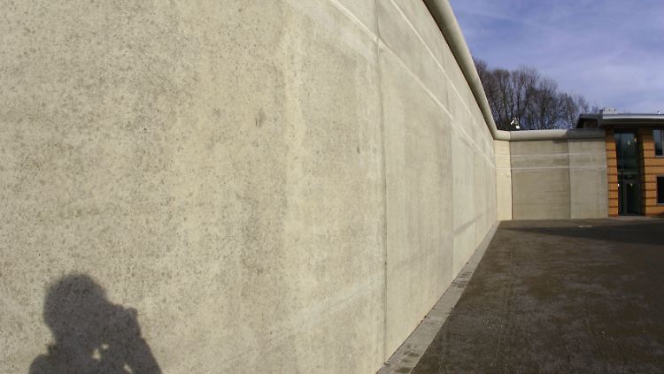 In der Maßregelvollzugsklinik für psychisch kranke Straftäter in Dortmund.