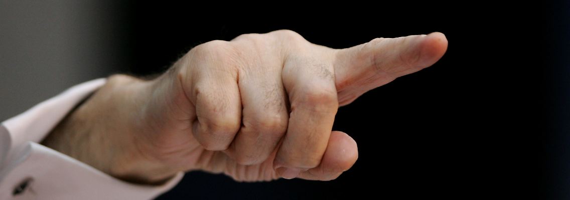 Der hier abgebildete Finger gehört EZB-Chef Jean-Claude Trichet. Der Zinssatz in der Eurozone liegt derzeit bei einem Prozent.
