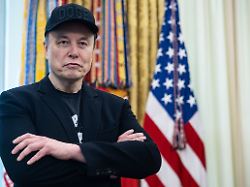 Teslas angezündet: So schlecht ist Musks Doge-Bilanz