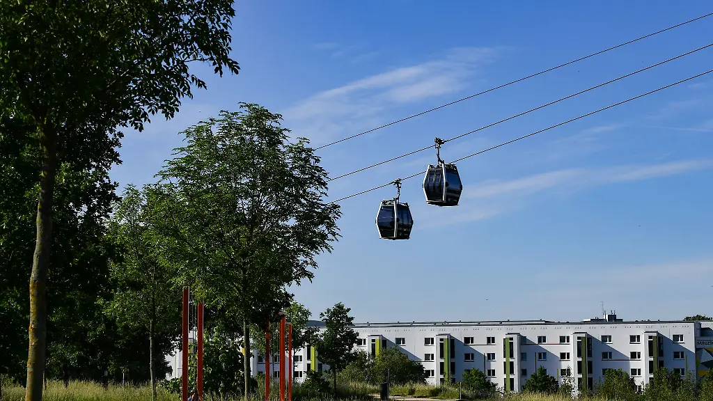 Fuer-die-Seilbahn-in-Marzahn-gelten-auch-kuenftig-keine-BVG-Fahrkarten