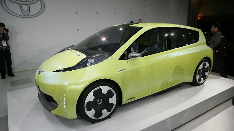 So klein und schon hybrid: Der FT-CH von Toyota hat durchaus Chancen auf die Serie.