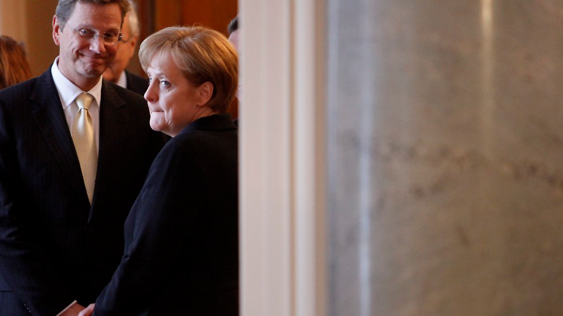 Einiges zu klären: Nicht nur mit ihrem Koalitionspartner FDP hat Merkel Probleme - Ende der Woche muss sie sich erst einmal den Kritikern in ihrer Partei stellen.