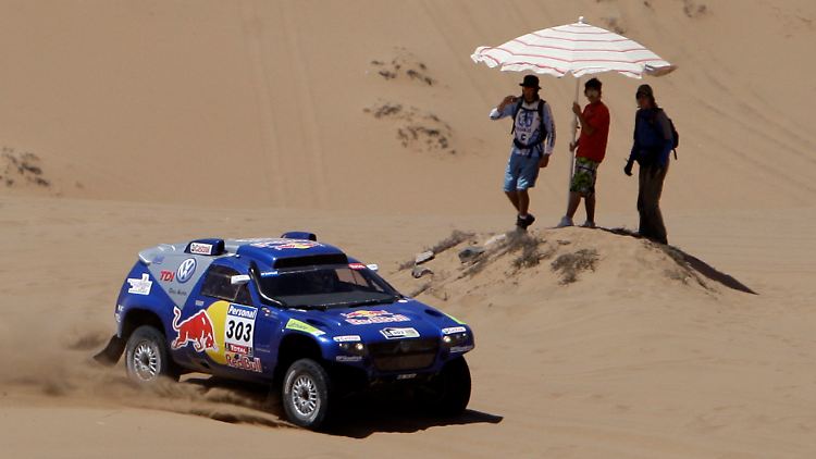 Auf dem Weg zum Dakar-Sieg: der zweifache Rallye-Champion Carlos Sainz.