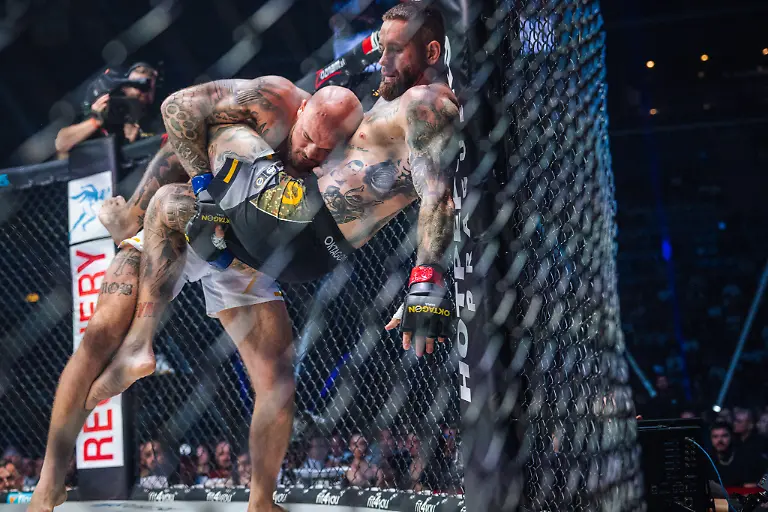 20251004233226-PD1173111731