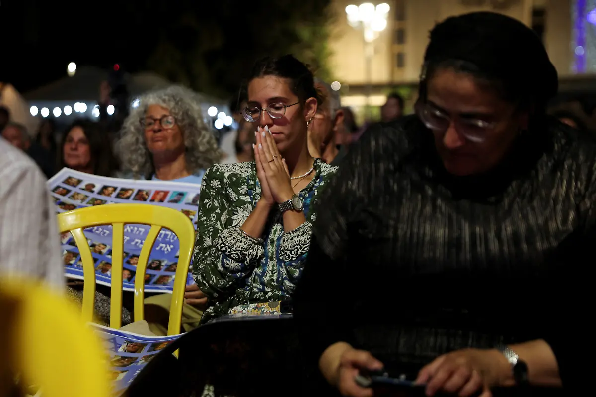 2025-10-05T184821Z-521982208-RC2U5HAU5RDW-RTRMADP-3-ISRAEL-PALESTINIANS-HOSTAGES-PRAYER