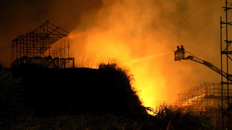 Bereits 2007 hatte ein Brand in der Cinecittà eine Halle mit Kulissen und Requisiten zerstört.