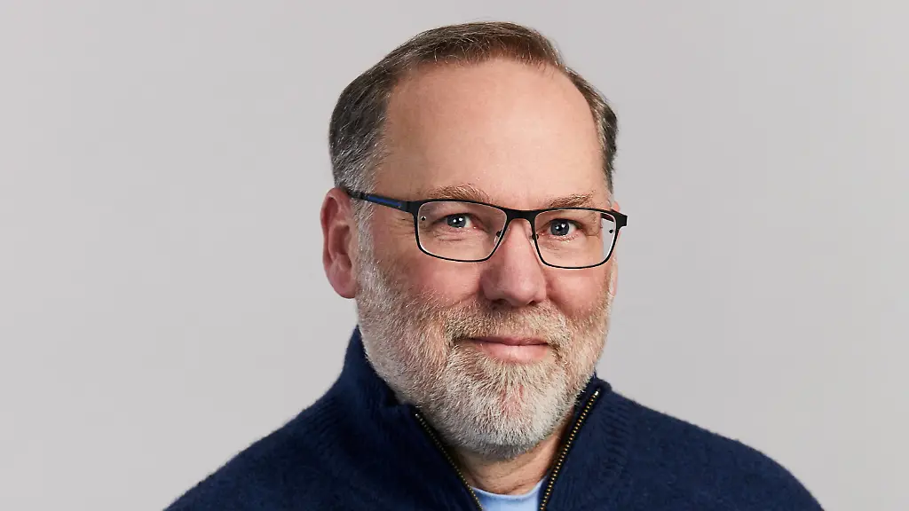 2025-10-06T155327Z-636358800-RC2STE9NGJ6R-RTRMADP-3-NOBEL-PRIZE-MEDICINE